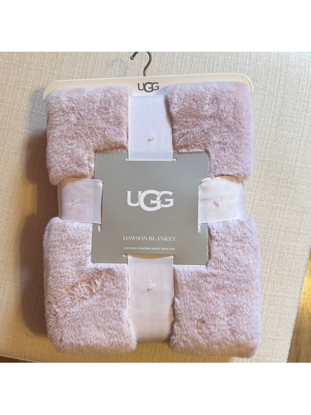 UGG Dawson Plush Throw Blanket in Light Pink